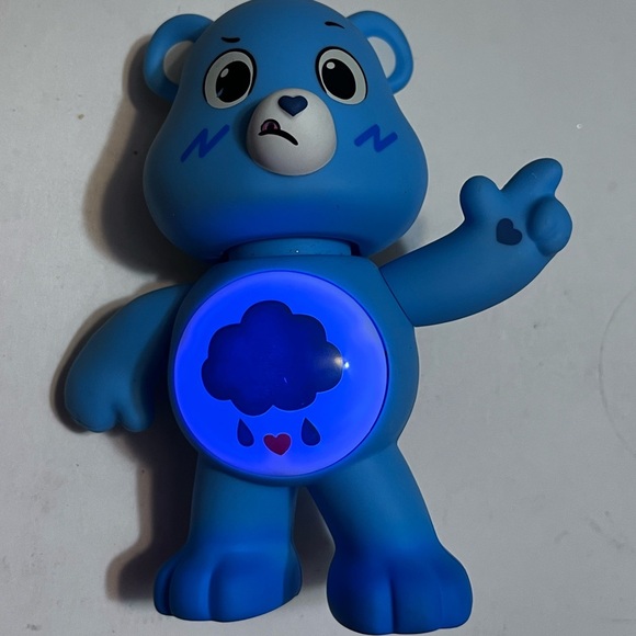 Care Bears 5" Interactive Figure -Grumpy Bear - Touch - Picture 3 of 7